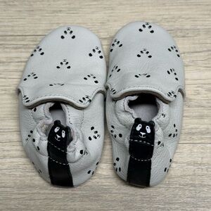 Robeez Gray and Black Panda Baby Shoes